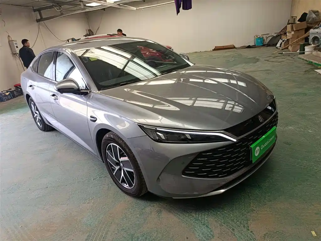 Qin L 2025 DM-i Smart Driving Edition 80KM Transcendent Type купить на сайте DeffCars