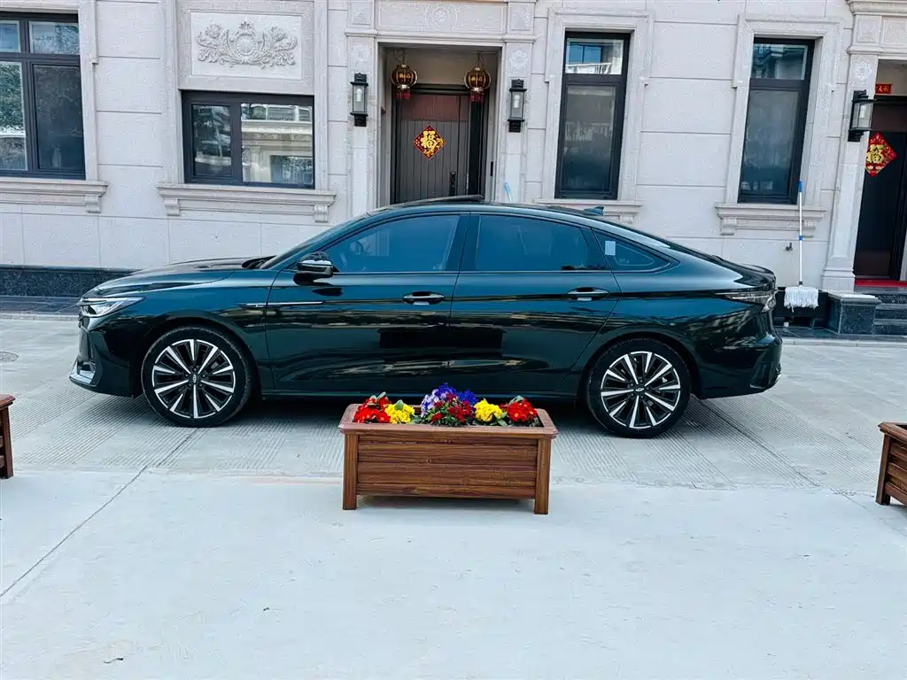 Arrizo 8 2023 High Energy Edition 2.0T DCT Royal купить на сайте DeffCars