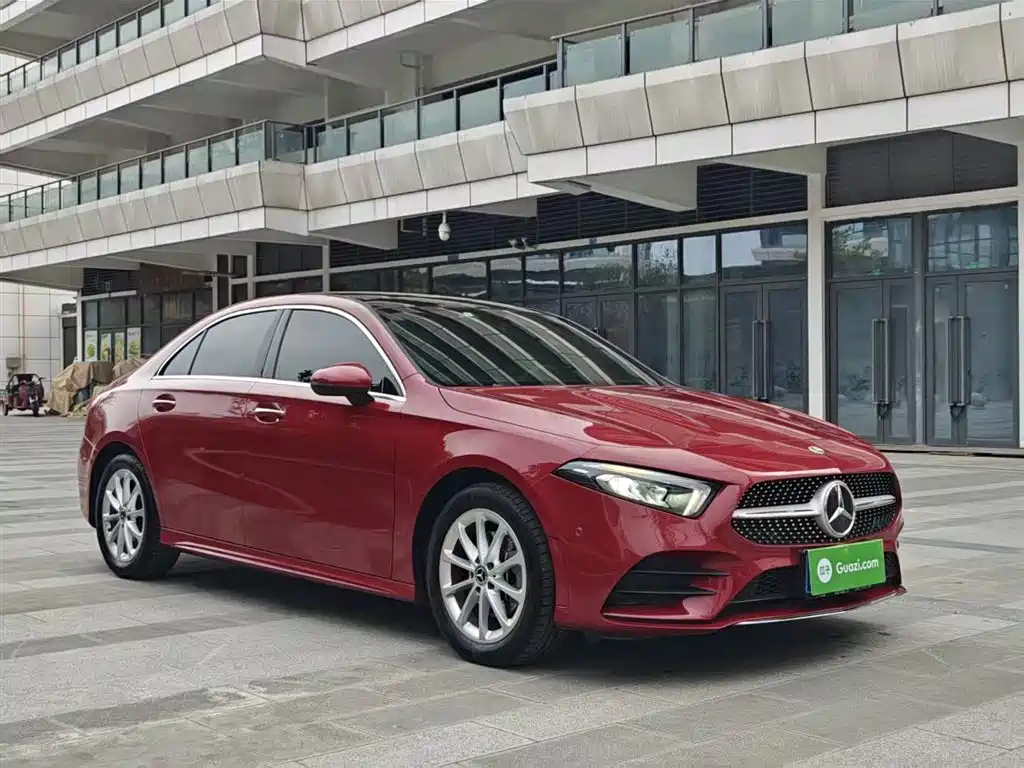 Mercedes-Benz A-Class 2021 A 200 L Sports Sedan Dynamic Type купить на сайте DeffCars