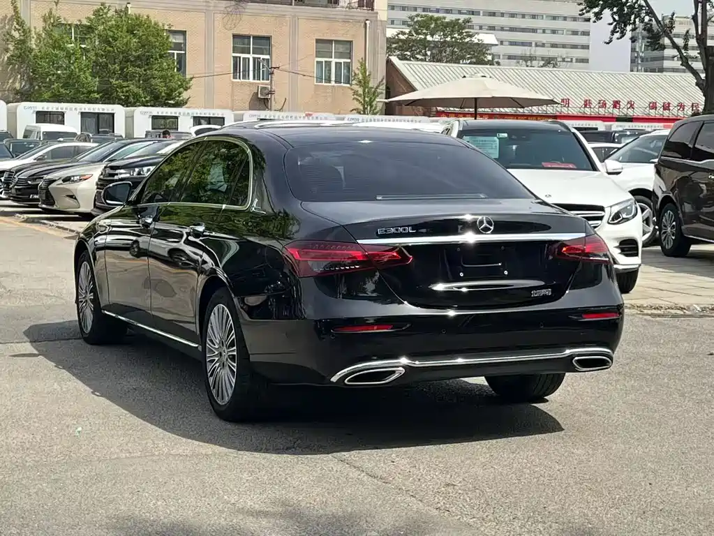 Mercedes-Benz E-Class 2022 E 300 L Luxury Model купить на сайте DeffCars