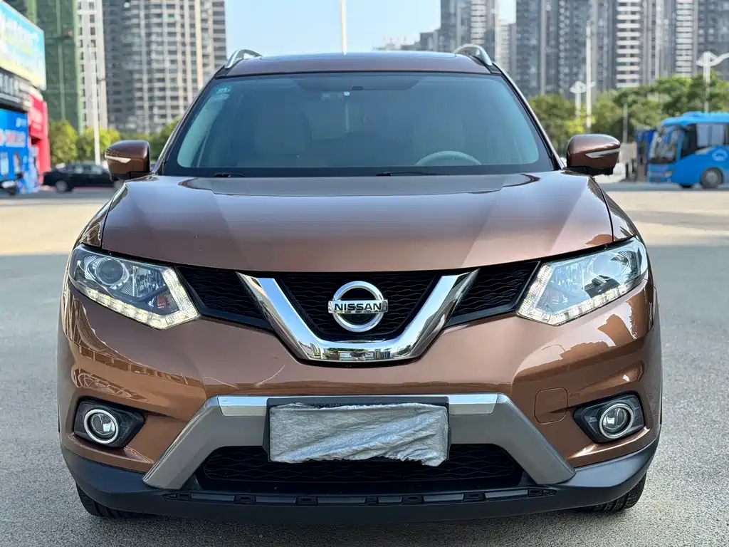 X-Trail 2014 2.5L CVT Deluxe Edition 4WD купить на сайте DeffCars