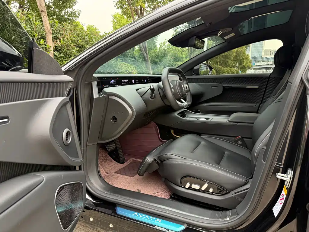 Avita 12 2025 facelift Max extended range version купить на сайте DeffCars