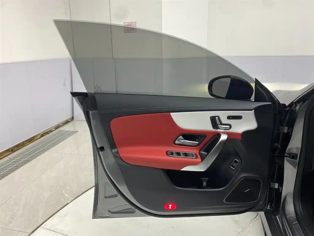 Mercedes-Benz CLA AMG 2023 AMG CLA 35 4MATIC купить на сайте DeffCars