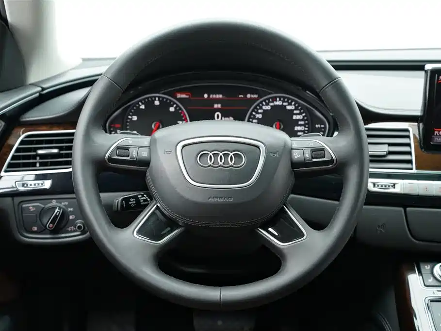 Audi A8 2016 A8L 45 TFSI quattro luxury model купить на сайте DeffCars