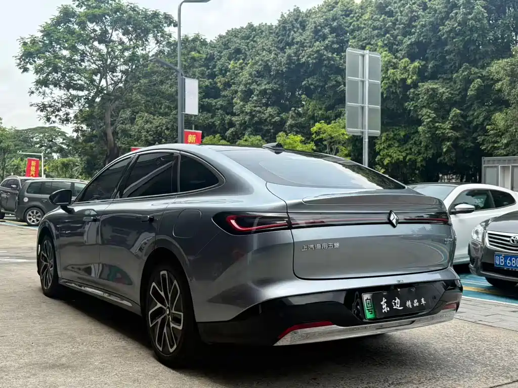 Baojun Xiangjing 2025 plug-in hybrid 140km luxury version купить на сайте DeffCars