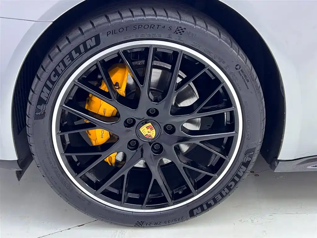 Panamera 2023 Panamera 2.9T Platinum Edition купить на сайте DeffCars