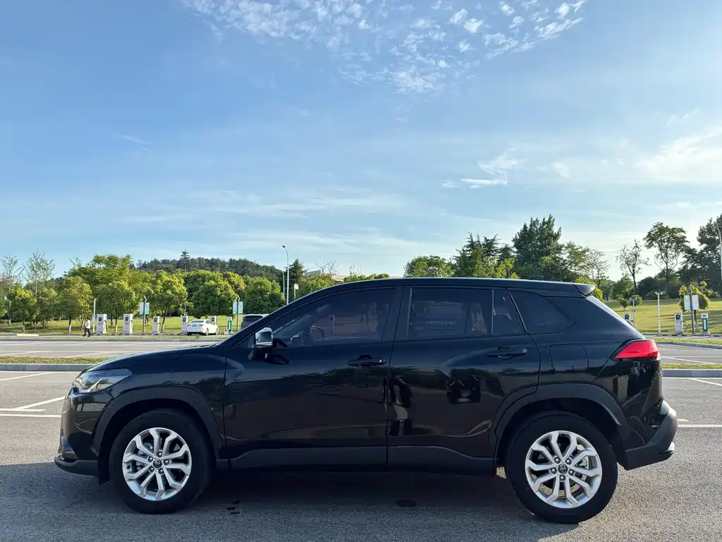 Fenglanda 2023 2.0L CVT Elite Edition купить на сайте DeffCars