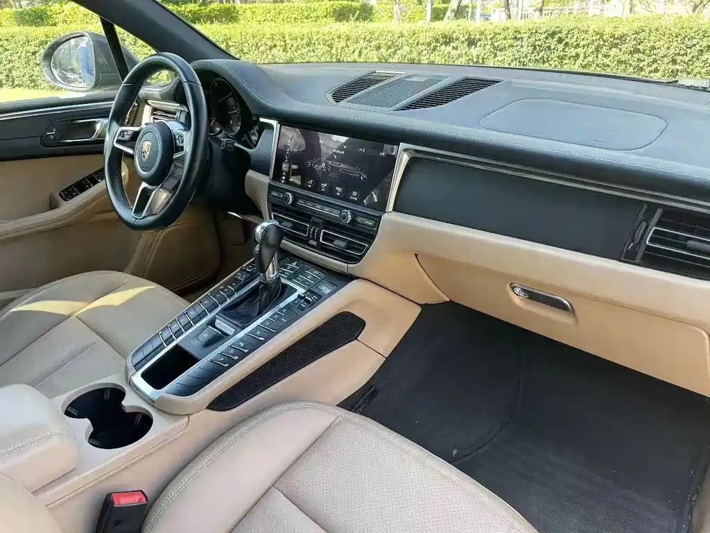 Macan 2018 Macan 2.0T купить на сайте DeffCars