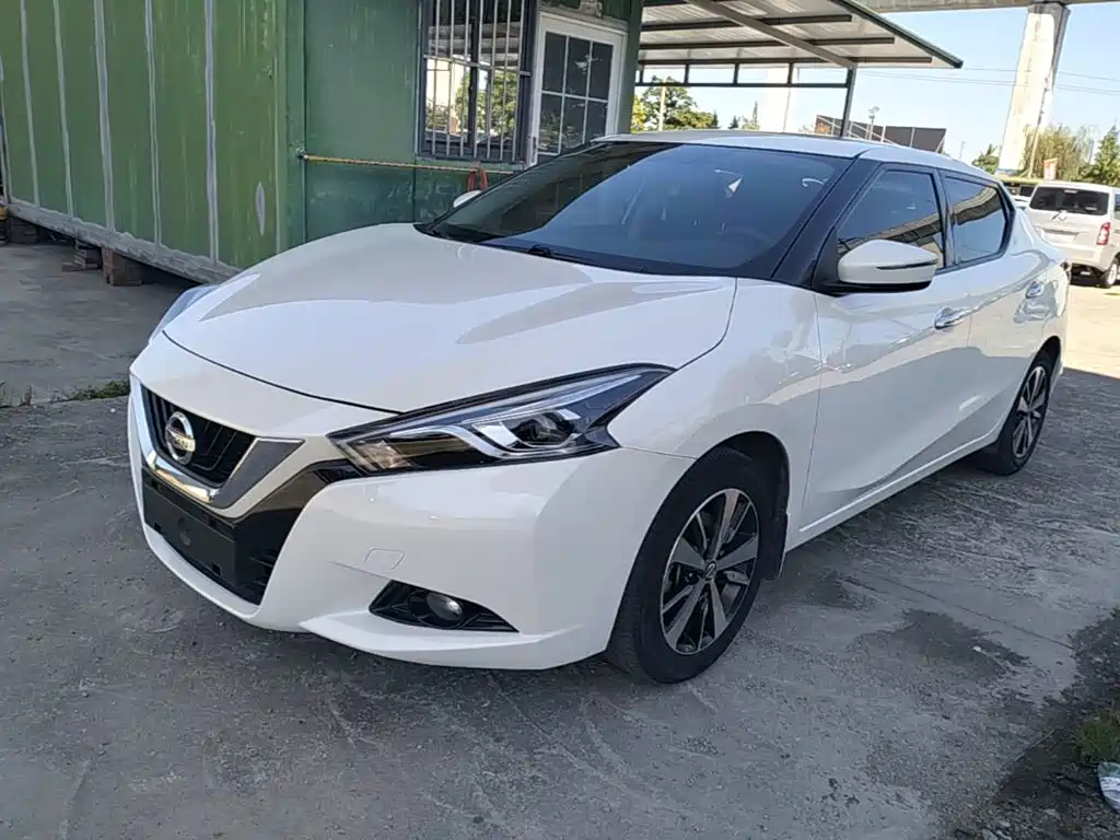 Bluebird 2019 1.6L CVT Cool Edition National VI купить на сайте DeffCars