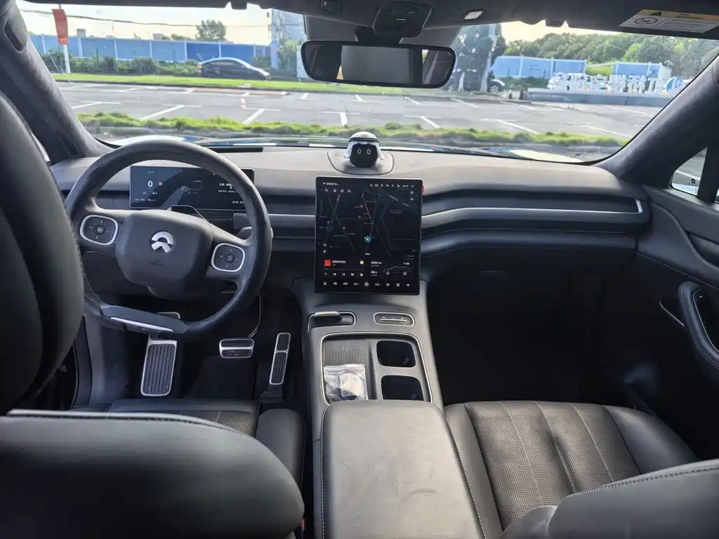 NIO ES8 2023 100kWh Signature Edition купить на сайте DeffCars