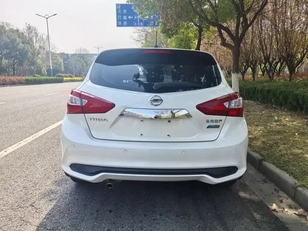 Tiida 2019 1.6L CVT Smart Travel Edition National VI купить на сайте DeffCars