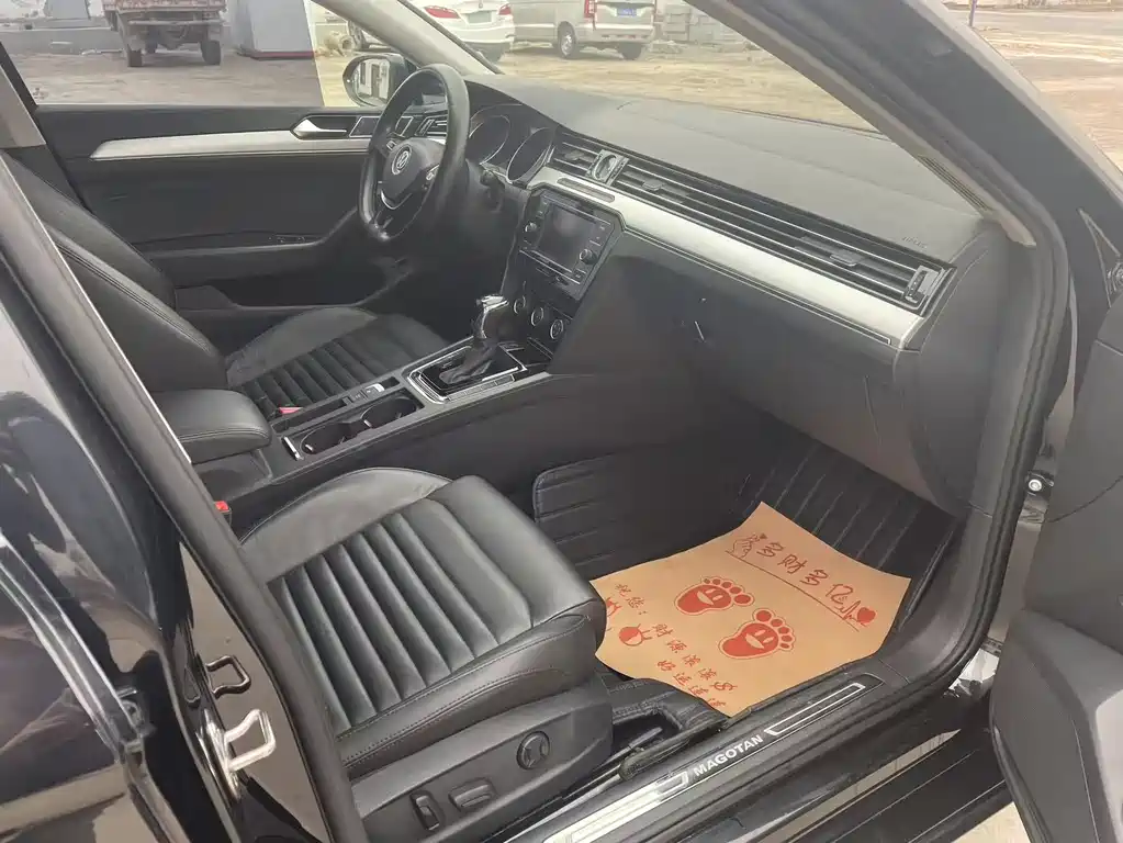 Magotan 2018 330TSI DSG luxury model купить на сайте DeffCars