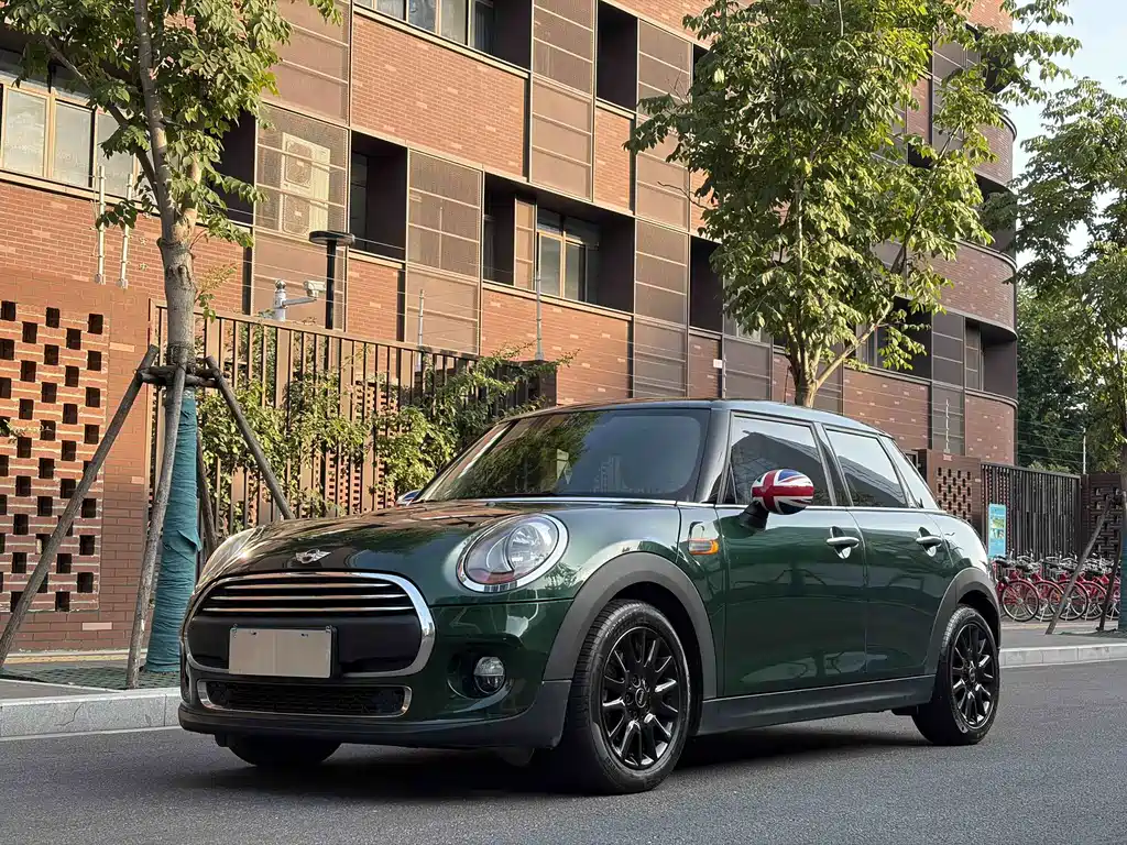 Mini 2016款 1.2T ONE 先锋派 五门版 купить на сайте DeffCars