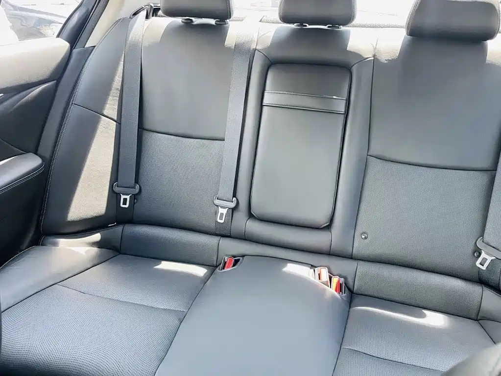 Infinity Q50L 2019 2.0T 30th Anniversary Limited Edition купить на сайте DeffCars