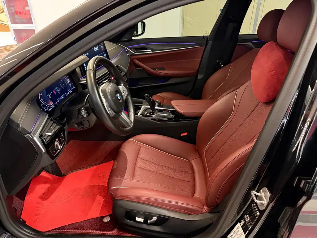 BMW 5 Series 2022 530Li Leading M Sports Package купить на сайте DeffCars