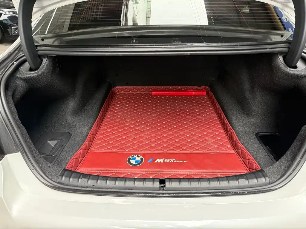 BMW 5 Series 2021 525Li M Sports Package купить на сайте DeffCars