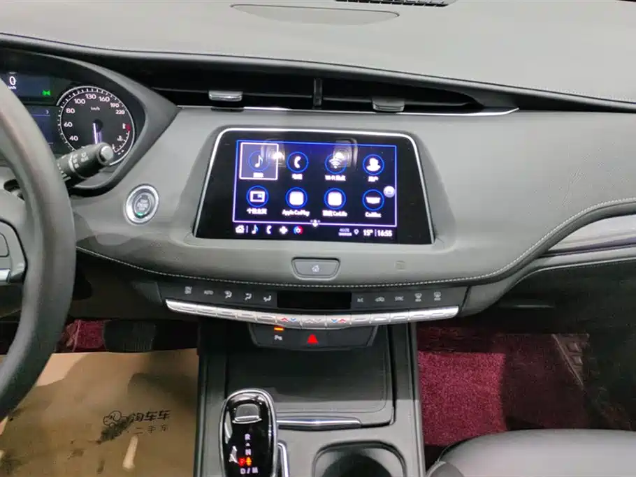 Cadillac XT4 2021 28T two-wheel drive technology купить на сайте DeffCars