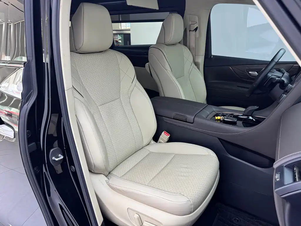 Wilfa 2024 Crown Dual Engine 2.5L Extreme Edition купить на сайте DeffCars