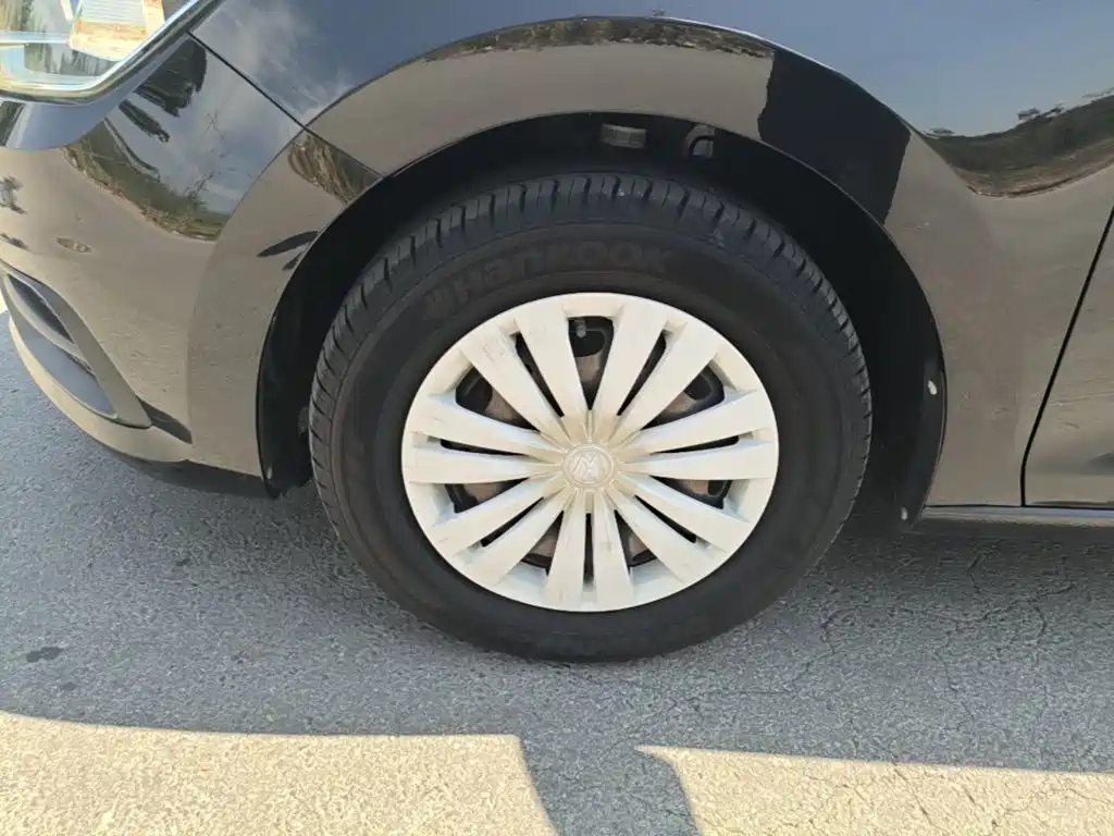 Santana 2019 1.5L automatic fashion version National VI купить на сайте DeffCars