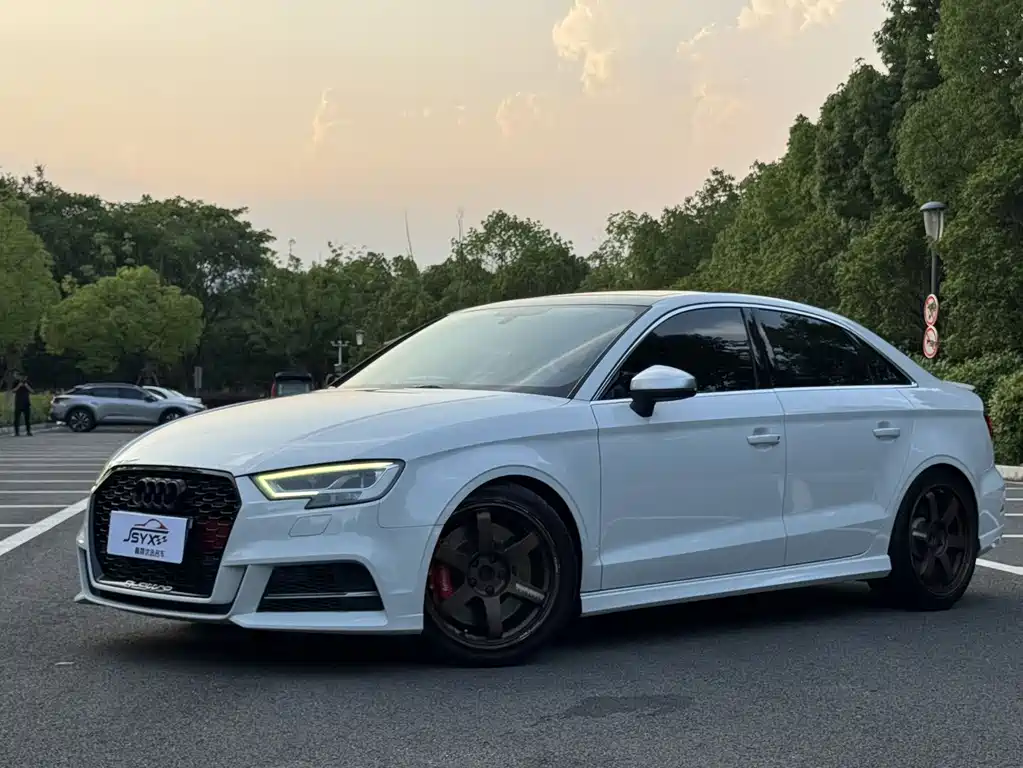 Audi S3 2019 S3 2.0T Limousine купить на сайте DeffCars