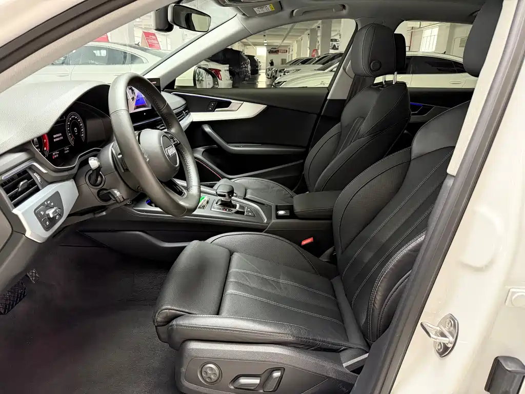 Audi A4L 2020 40 TFSI Fashionable and Dynamic купить на сайте DeffCars