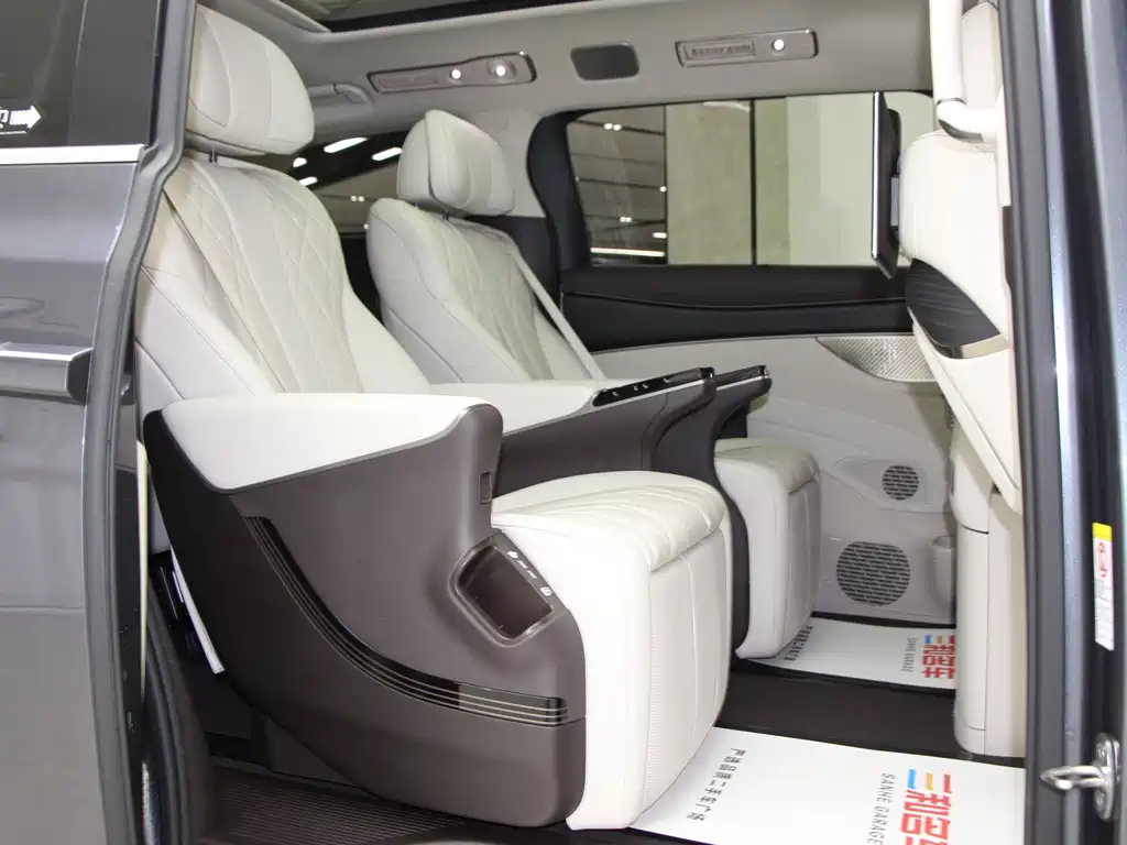 Denza D9 2025 DM-i smart driving version 1020 four-wheel drive flagship model купить на сайте DeffCars