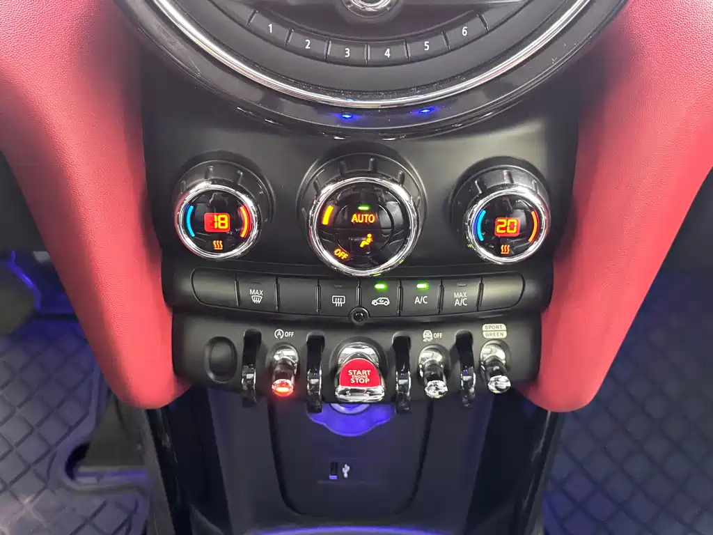 MINI 2019 2.0T COOPER S Classic купить на сайте DeffCars