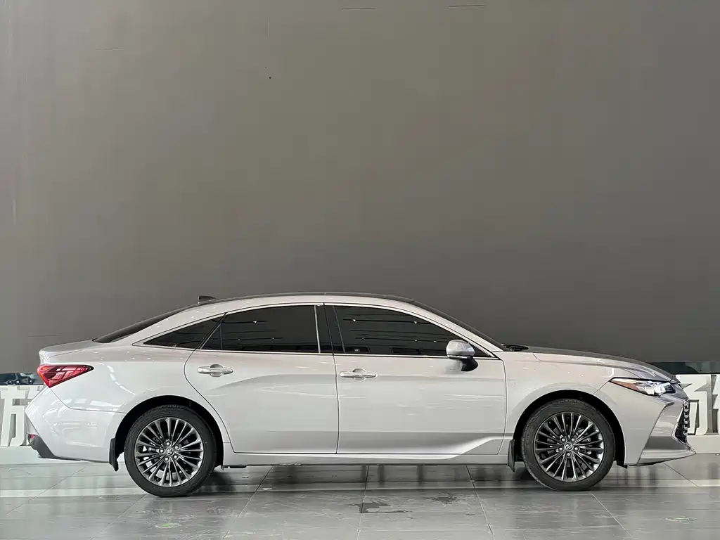 Asia Dragon 2019 2.0L XLE Exclusive Edition National VI купить на сайте DeffCars