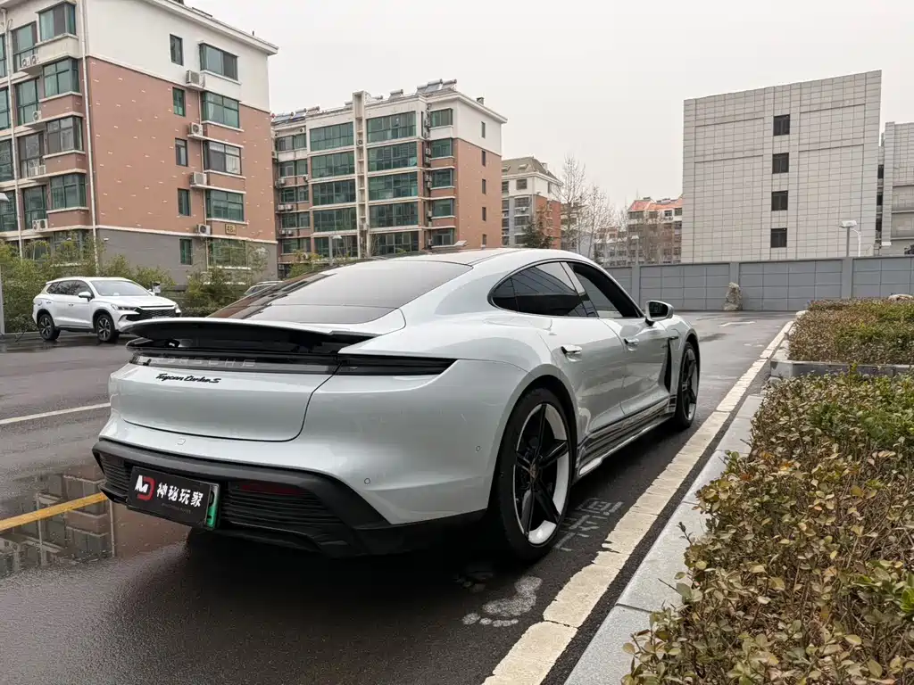 Taycan 2019 Taycan Turbo S купить на сайте DeffCars