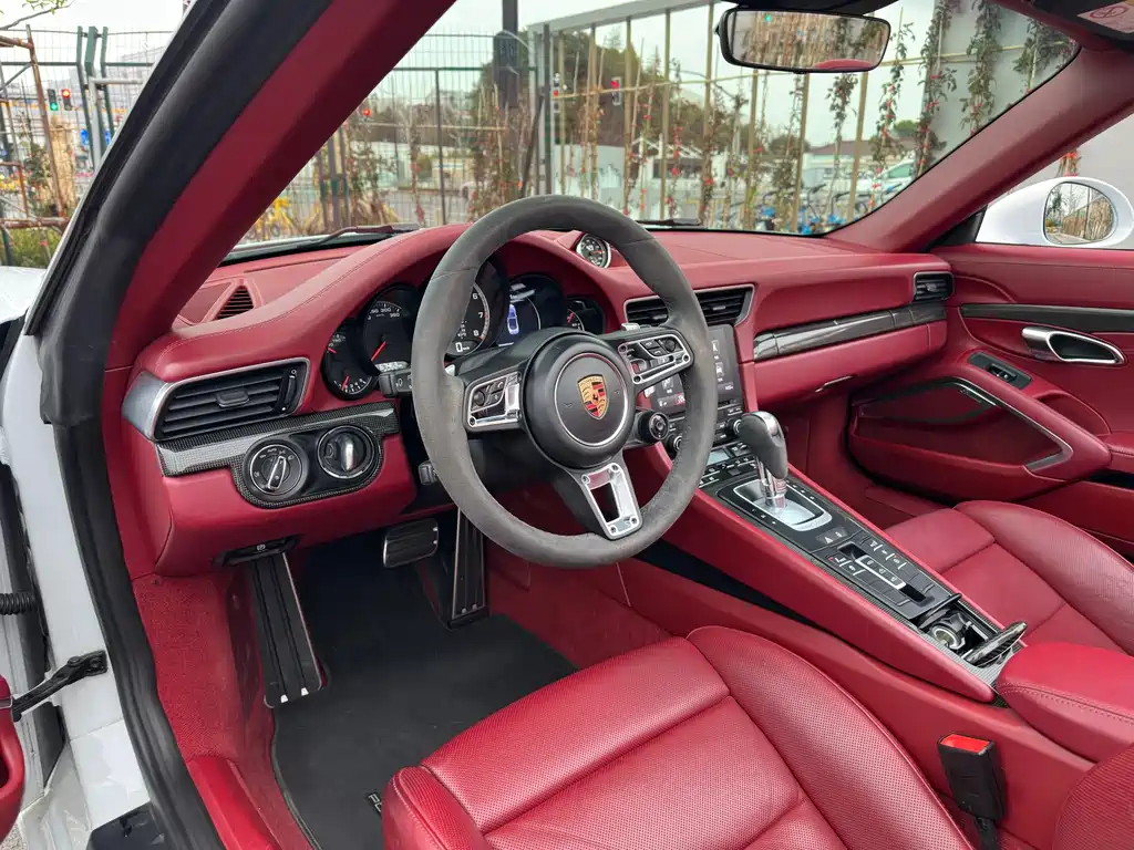 Porsche 911 2016 Turbo S Cabriolet 3.8T купить на сайте DeffCars