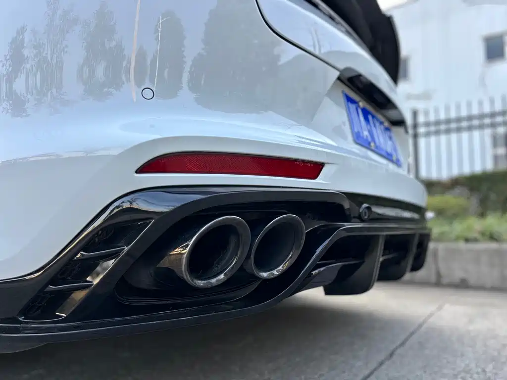 Panamera 2017 Panamera Executive Extended Edition 3.0T купить на сайте DeffCars