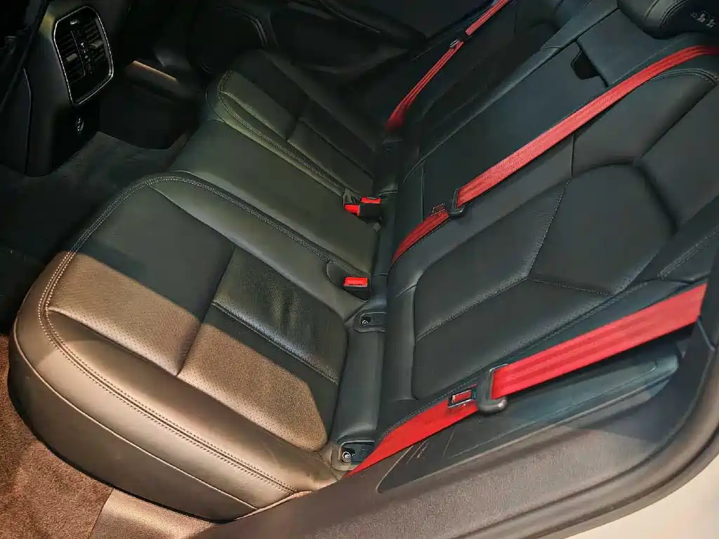 Macan 2023 Macan 2.0T купить на сайте DeffCars