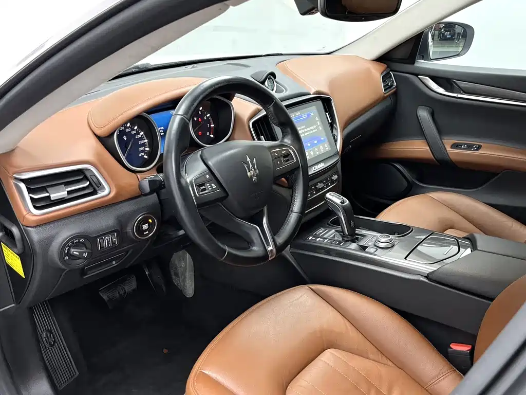 Ghibli 2019 3.0T Standard Edition National VI купить на сайте DeffCars