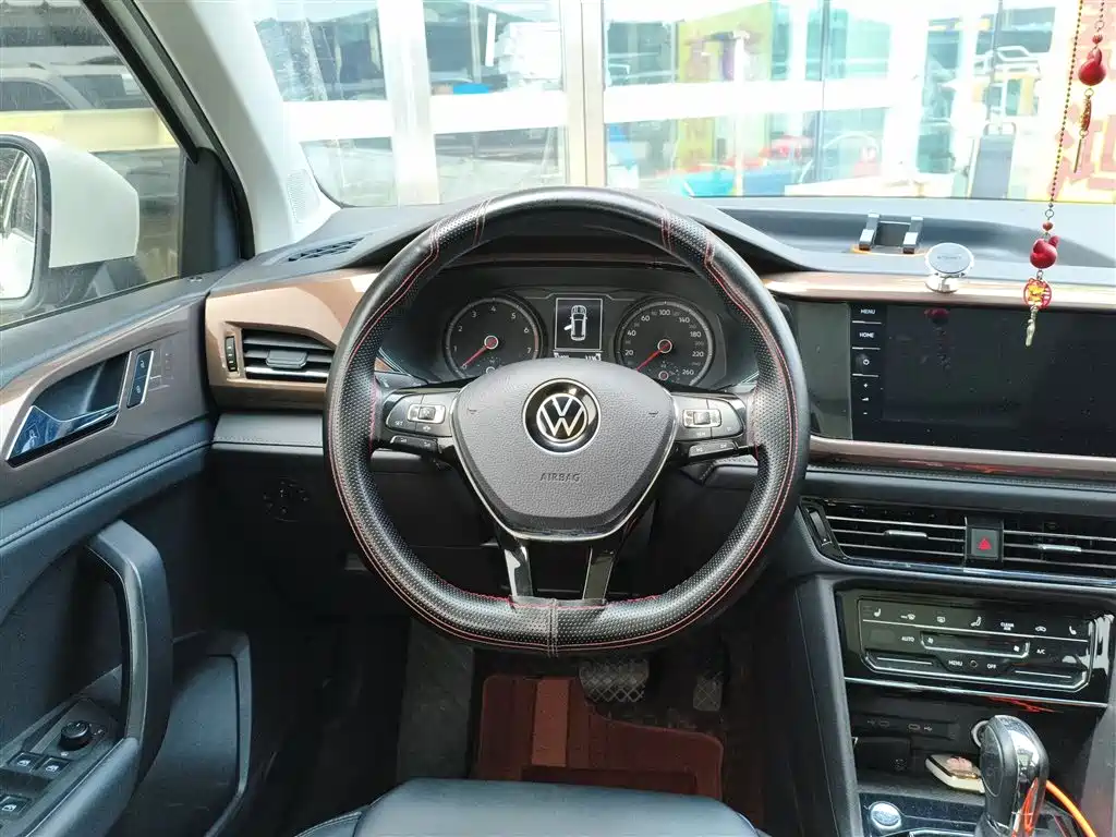 Tuyue 2021 280TSI two-wheel drive luxury version PLUS купить на сайте DeffCars