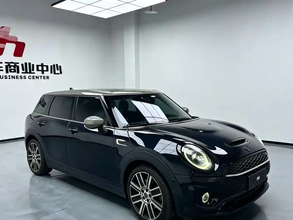 MINI CLUBMAN 2023 2.0T COOPER S Connoisseur купить на сайте DeffCars