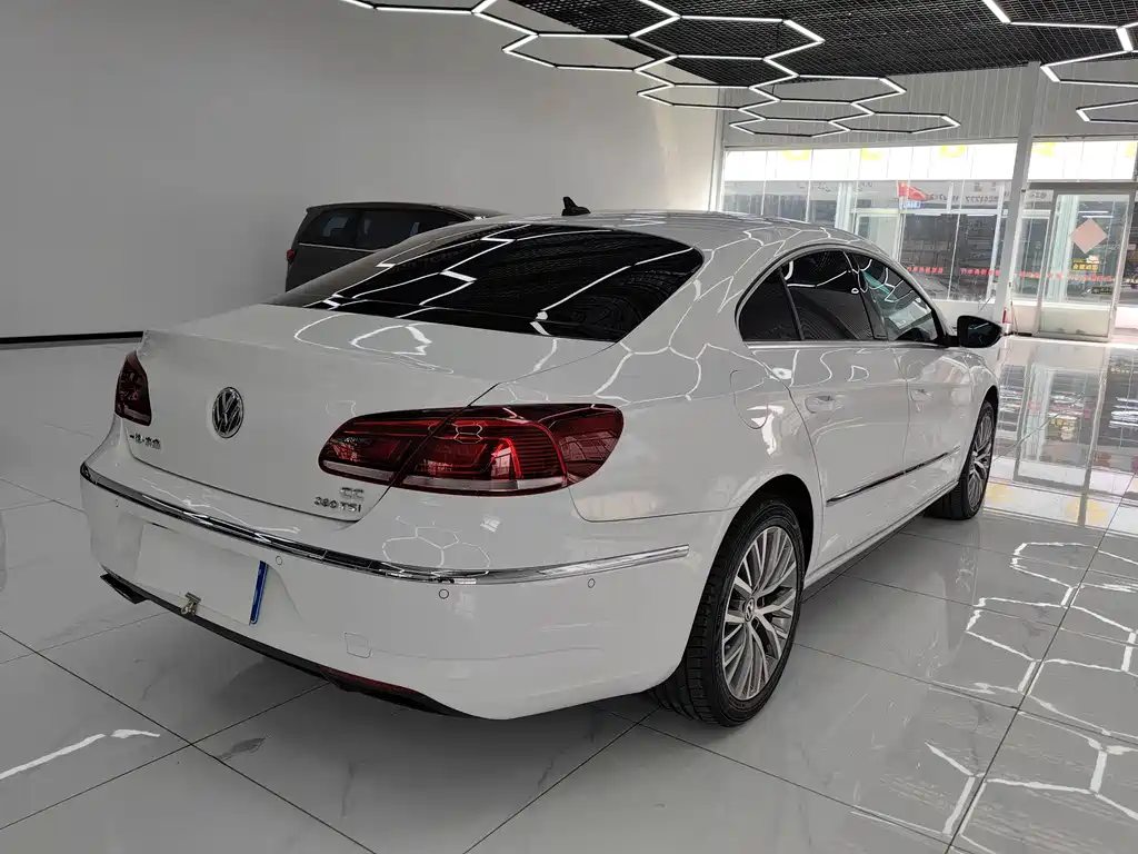 FAW-Volkswagen CC 2018 2.0TSI luxury model купить на сайте DeffCars