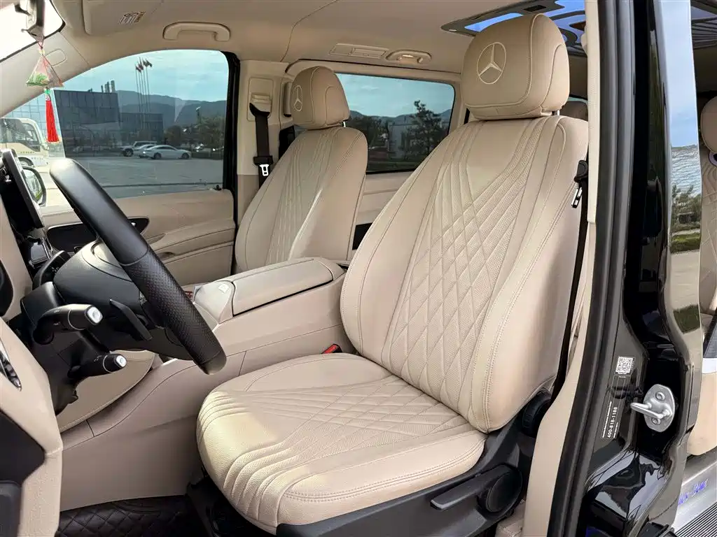 Vito 2021 2.0T Business Edition 7 seats купить на сайте DeffCars