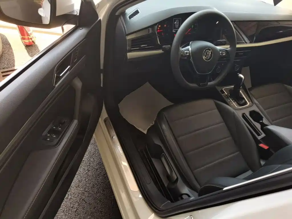 LAVIDA 2021 1.5L automatic comfort version купить на сайте DeffCars
