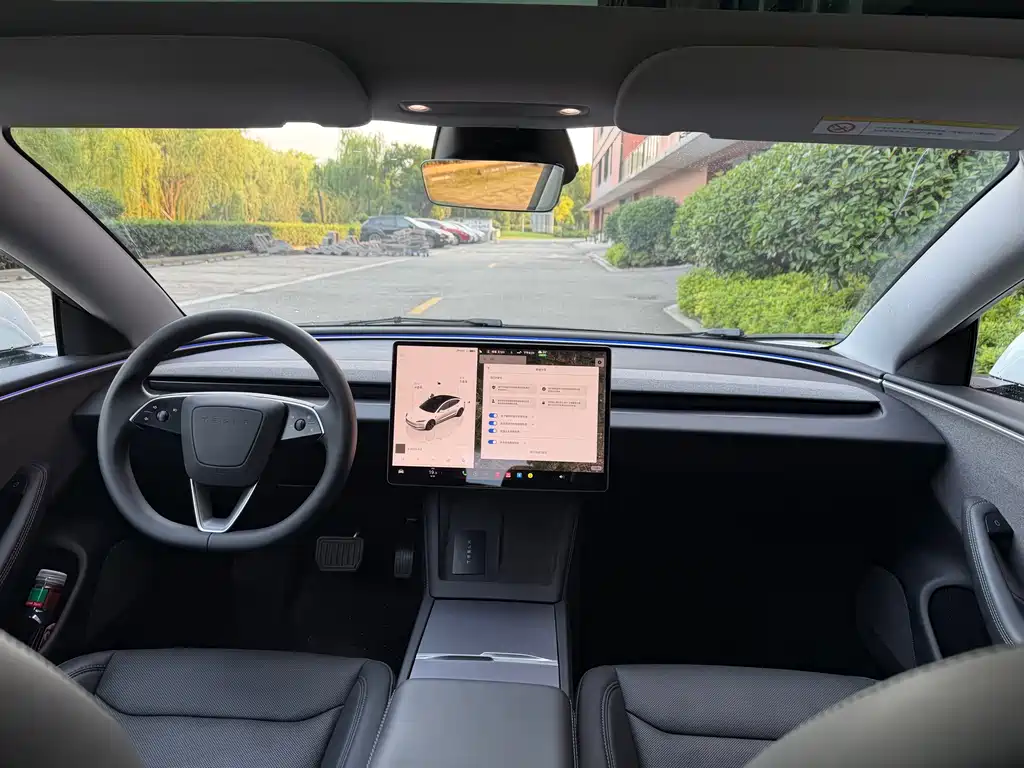 Model 3 2023 rear-wheel drive version купить на сайте DeffCars