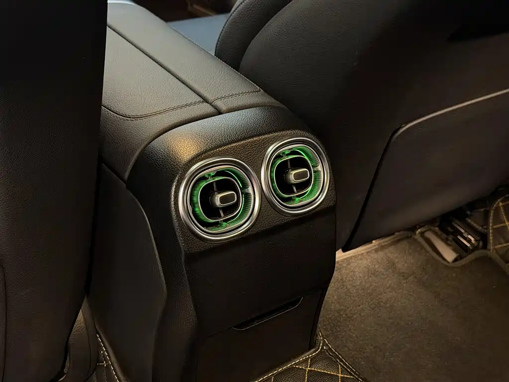 Mercedes-Benz C-Class 2024 facelift C 260 L sports version купить на сайте DeffCars