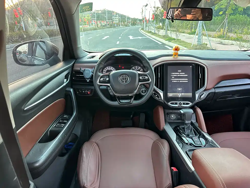 Zhonghua V6 2018 1.5T automatic premium model купить на сайте DeffCars