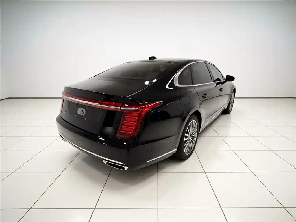 Hongqi H9 2020 2.0T Zhilian Qichang Edition купить на сайте DeffCars