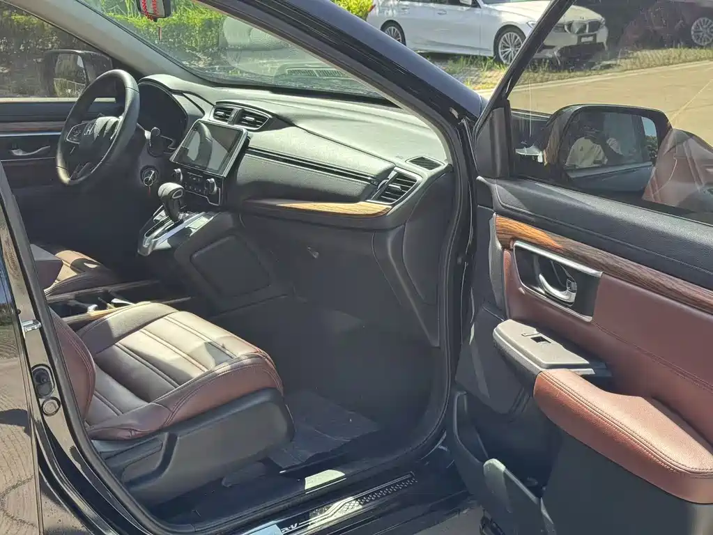Honda CR-V 2019 240TURBO CVT two-wheel drive comfort version National V купить на сайте DeffCars