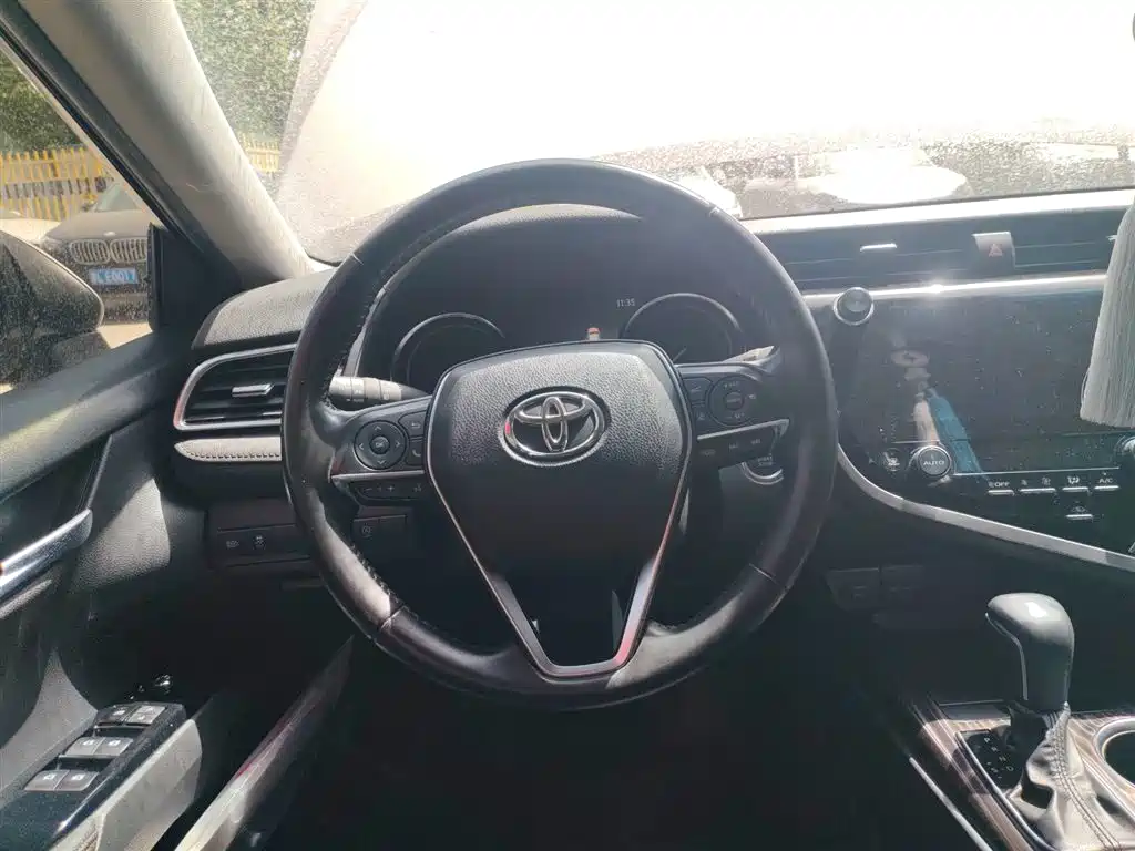 Camry 2019 facelift 2.5G Deluxe Edition купить на сайте DeffCars