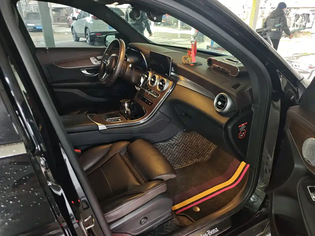 Mercedes-Benz GLC 2020 facelift GLC 300 L 4MATIC dynamic купить на сайте DeffCars