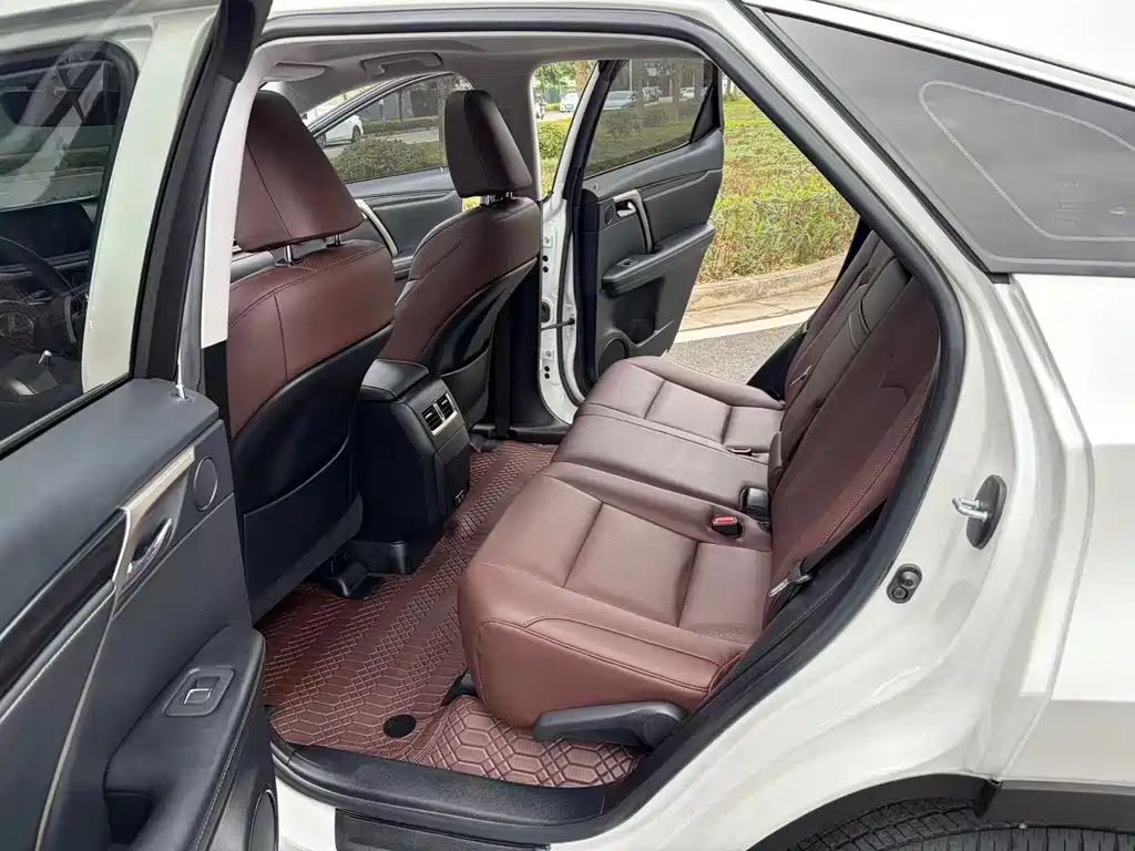 Lexus RX 2020 facelift 300 two-wheel drive elite version купить на сайте DeffCars