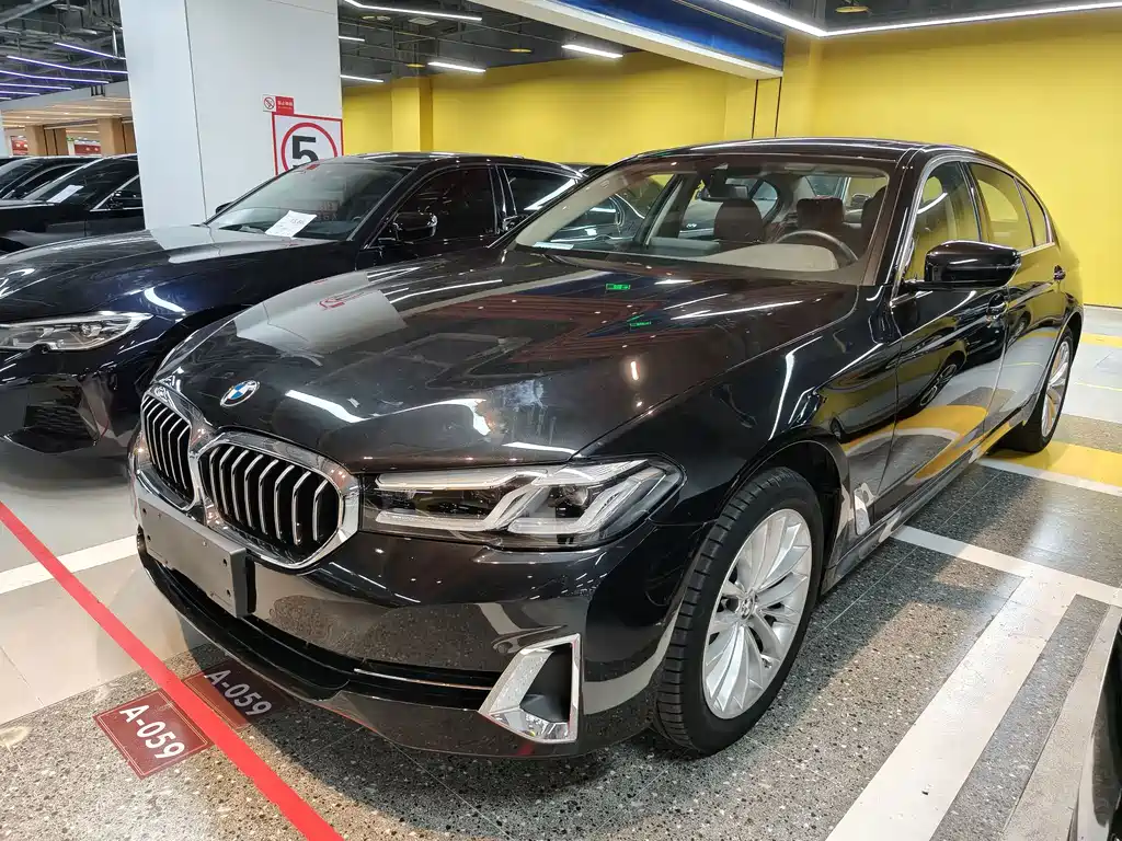 BMW 5 Series 2022 facelift 2 525Li luxury package купить на сайте DeffCars