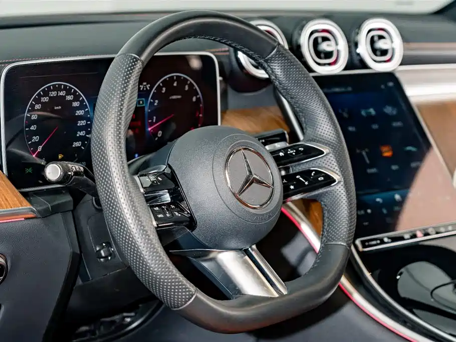 Mercedes-Benz GLC 2024 facelift GLC 300 L 4MATIC dynamic 5-seater купить на сайте DeffCars
