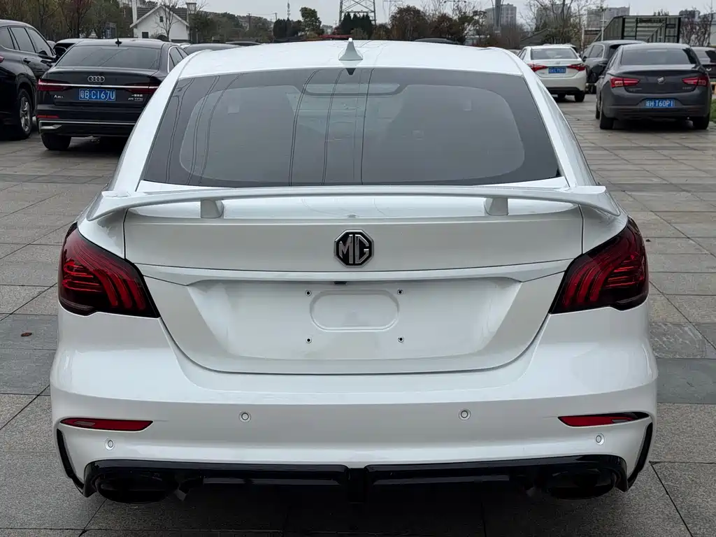 MG 6 New Energy 2020 1.5T Hybrid Trophy Smart Driving Flagship Edition купить на сайте DeffCars