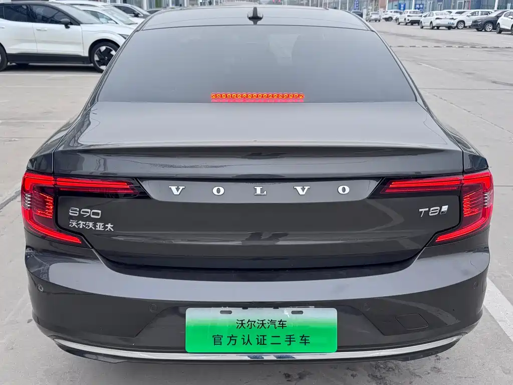 Volvo S90 plug-in hybrid 2025 plug-in hybrid four-wheel drive long range Zhiya luxury version купить на сайте DeffCars